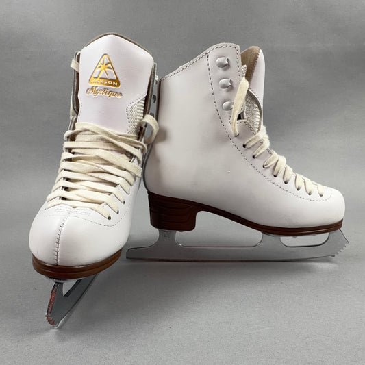 Jackson Mystique Size 2 Ice Skates
