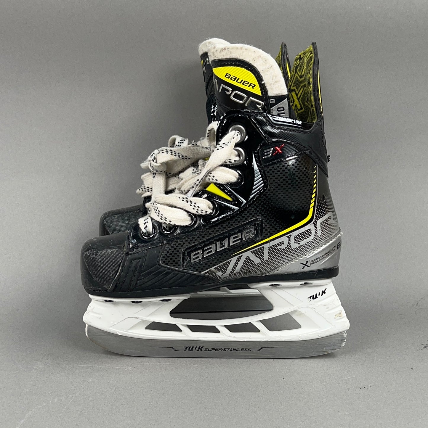 Bauer Vapor 3X Size 10Y Youth Hockey Skates
