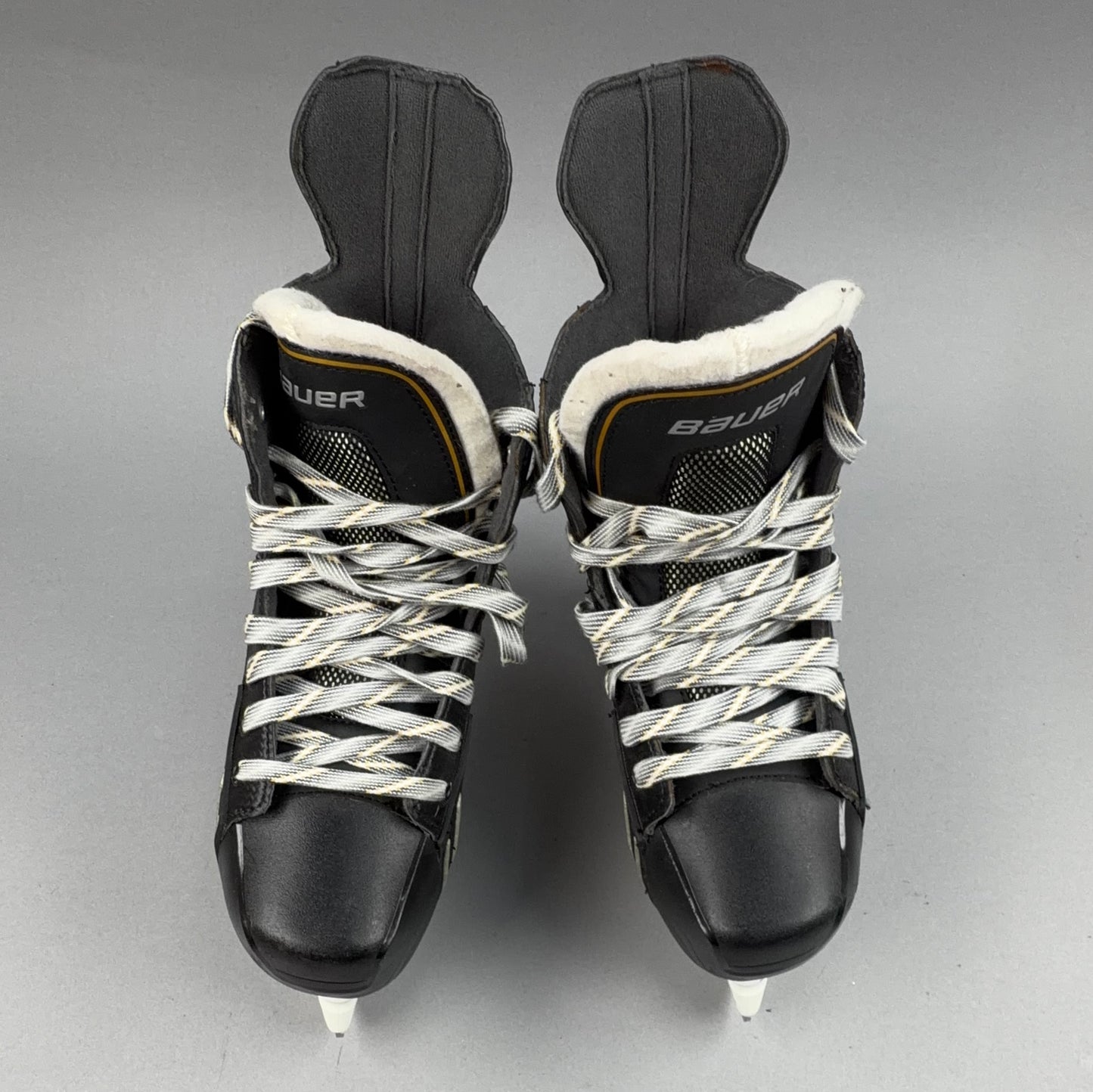 Bauer Supreme ONE.6 Size 5.5 Intermediate Hockey Skates