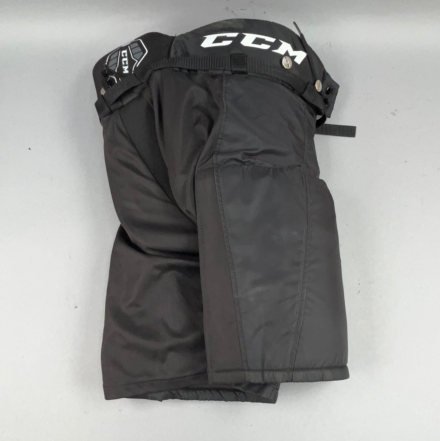 CCM QLT 230 Junior Medium Hockey Pants