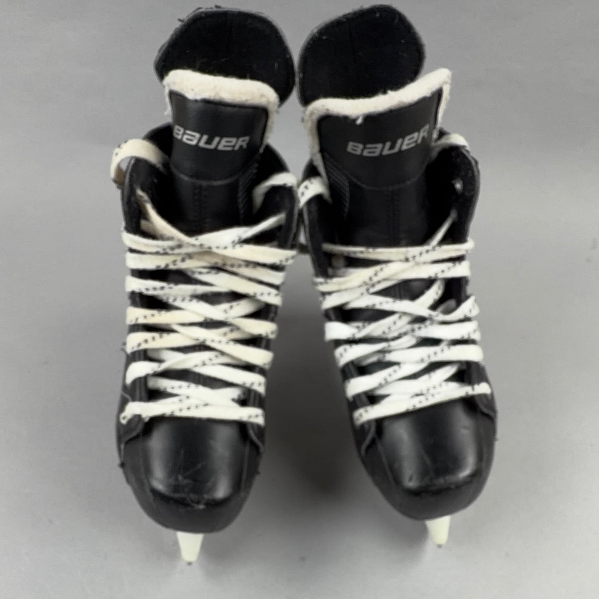 Bauer Supreme One20 Size 4 Intermediate Hockey Skates