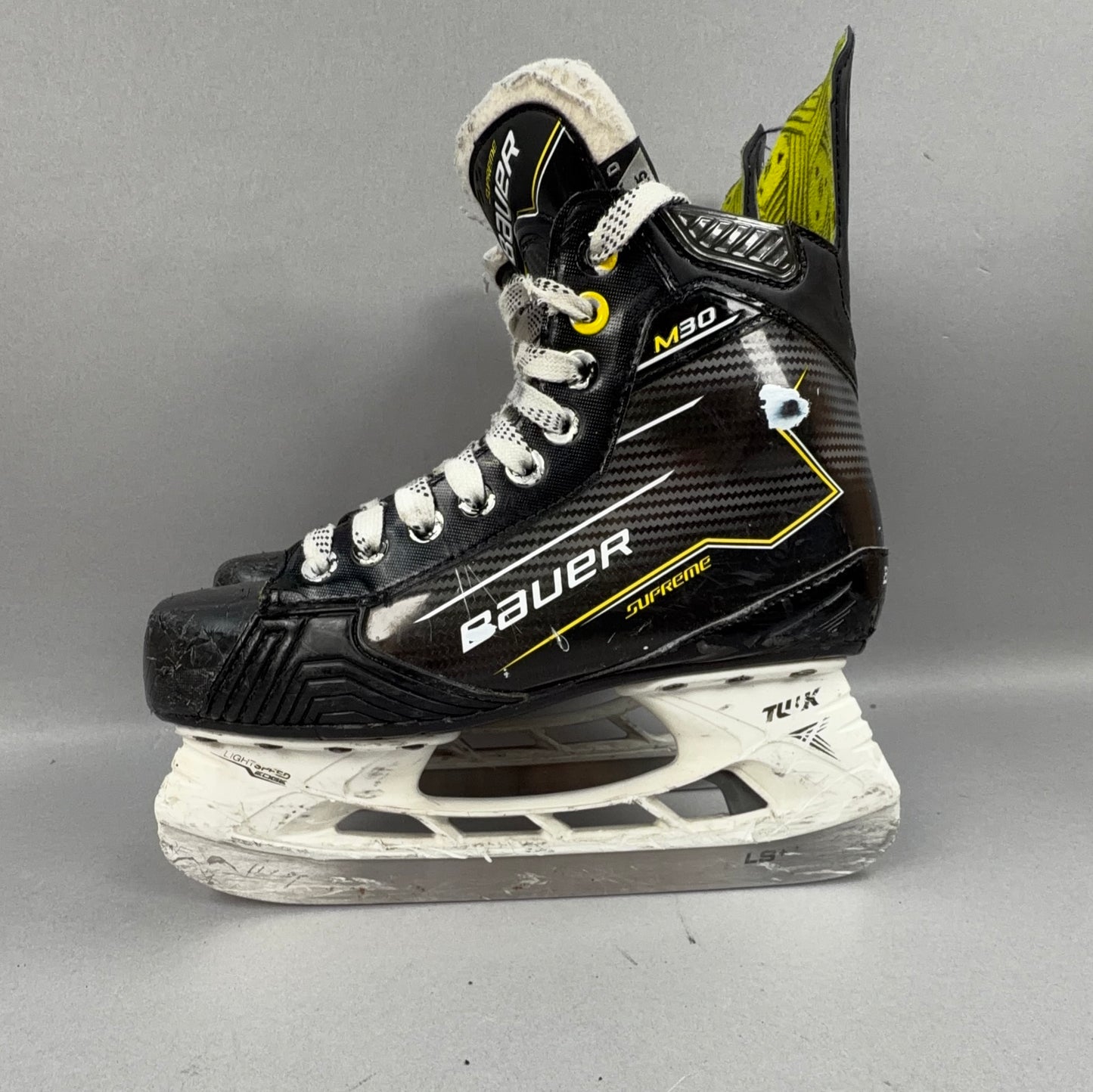 Bauer Supreme M30 Size 5.5 Intermediate Hockey Skates