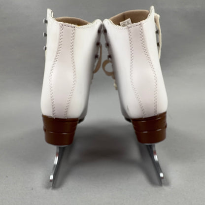 Jackson Mystique Size 2 Ice Skates
