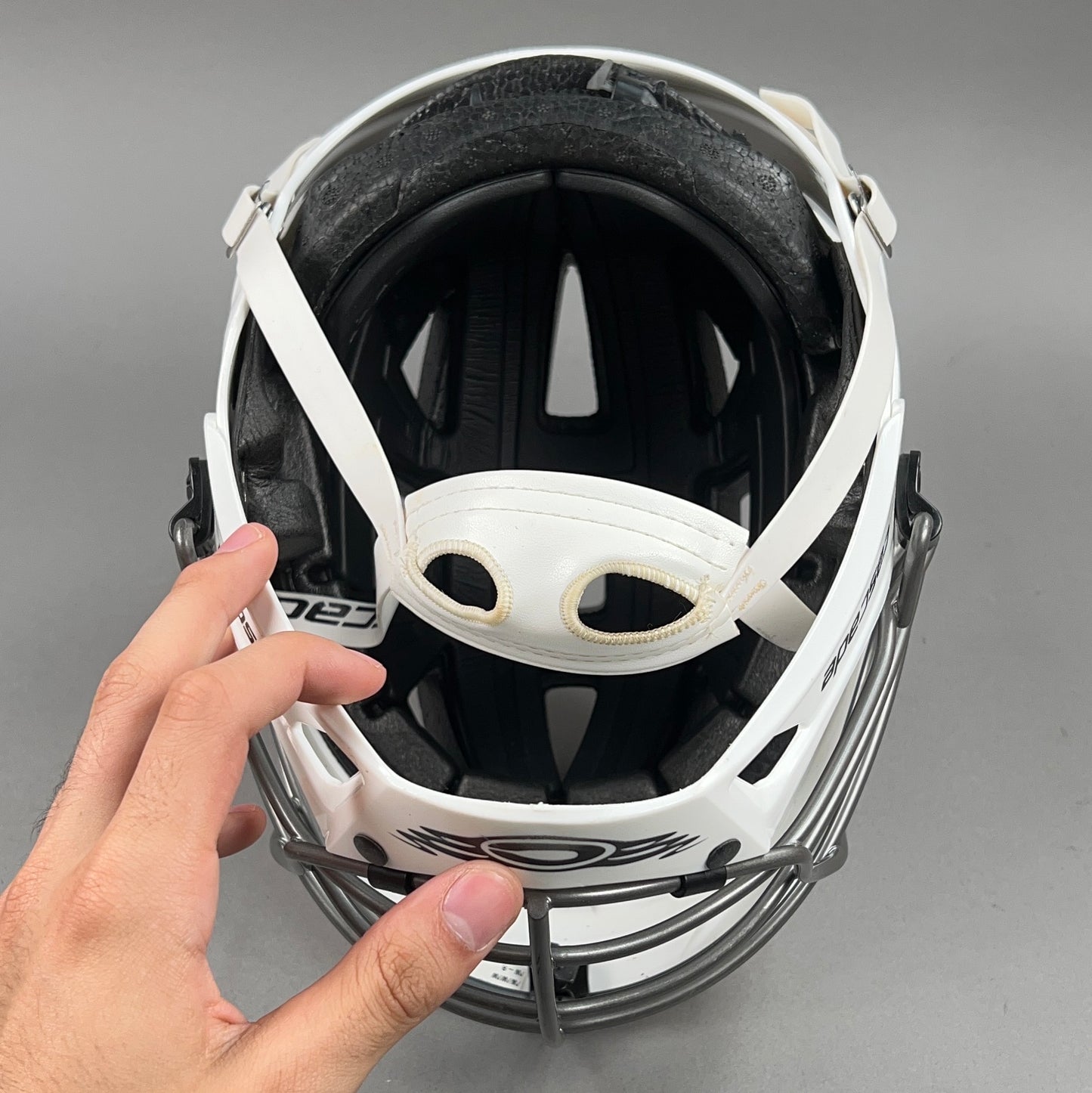 Cascade CPV-R S/M Adjustable 21.5" to 23" Lacrosse Helmet