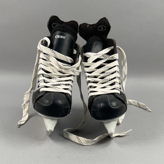 CCM Intruder Size 2 Vintage Junior Hockey Skates
