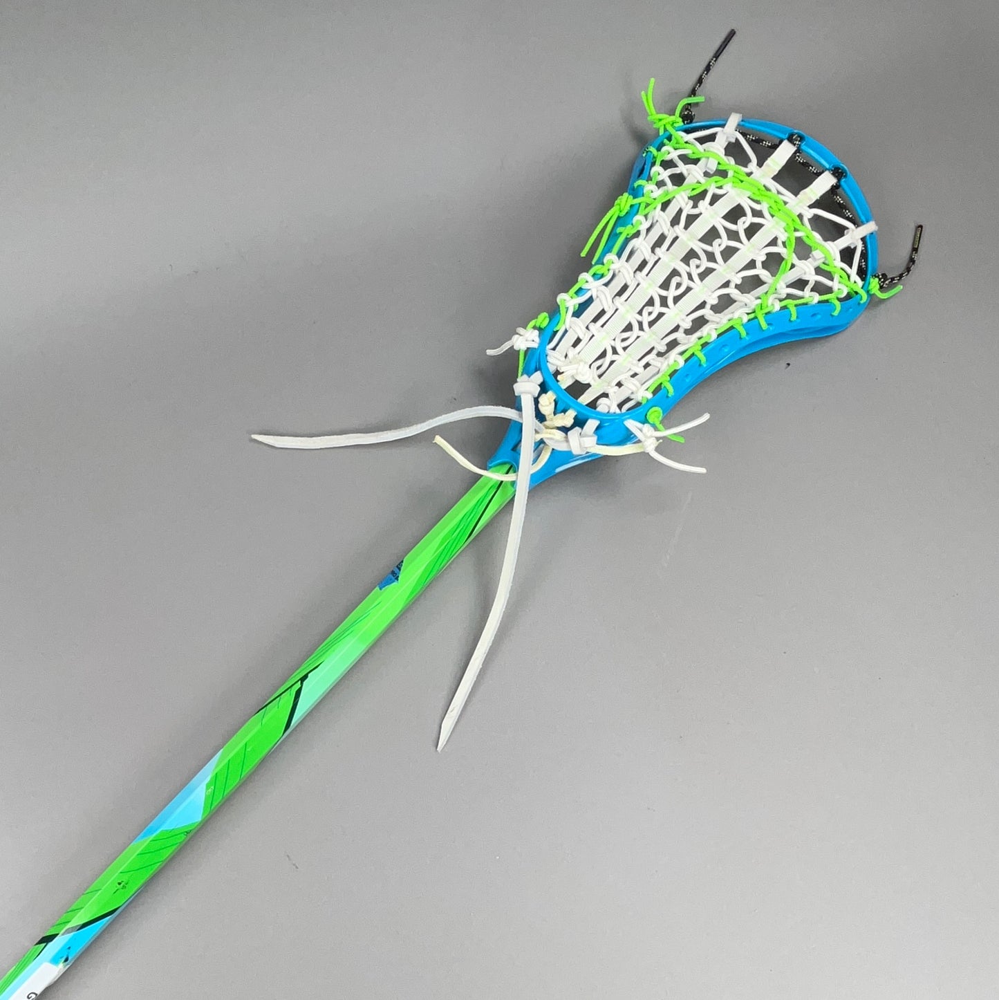 Maverik Womens Attack/Mid Lacrosse Head w/ 32" Twist