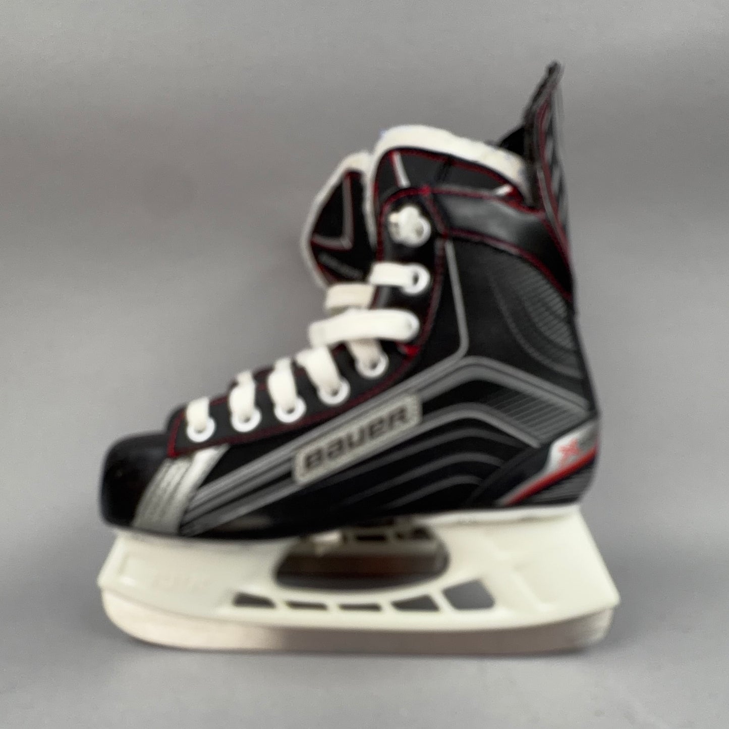 Bauer Vapor X200 Size 3 Junior Hockey Skates