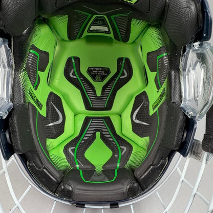 Bauer Hyperlite M/L 7 1/8" to 7 7/8" Senior Hockey Helmet