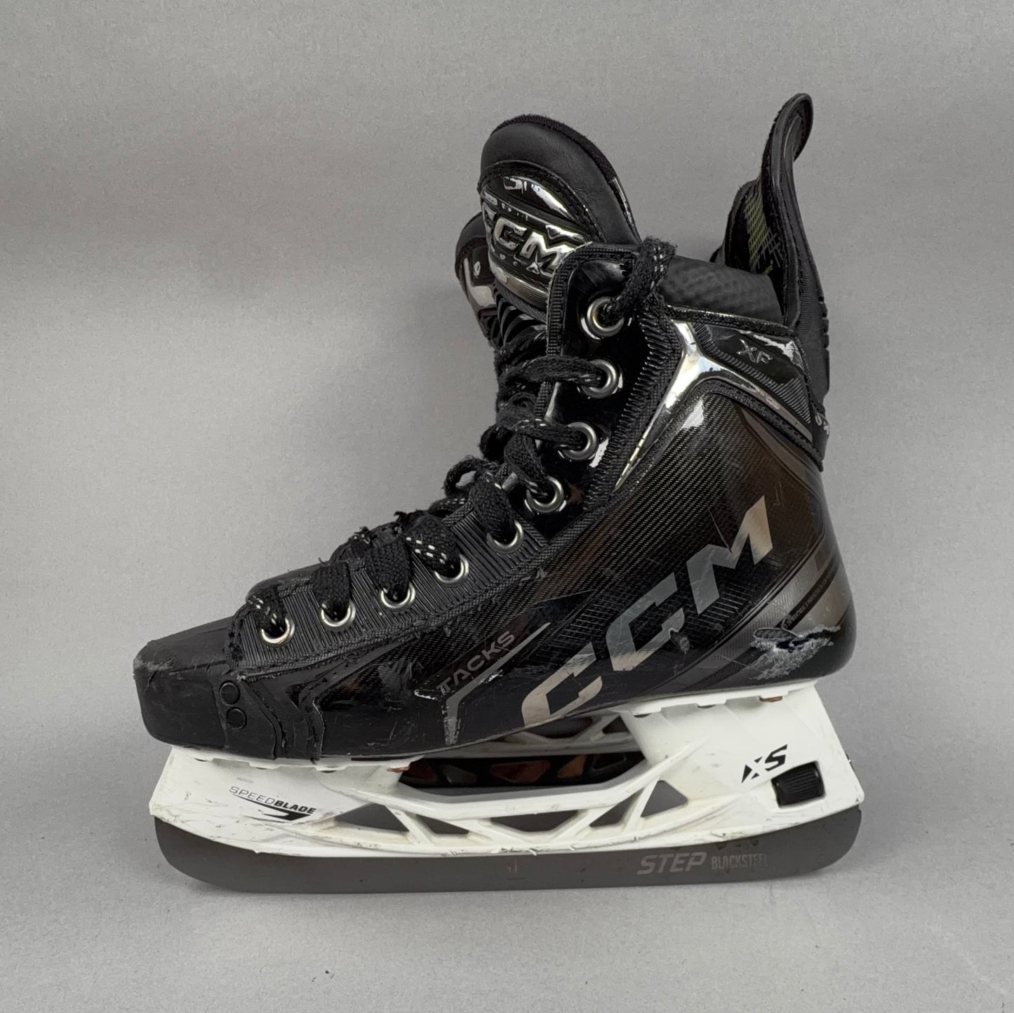 CCM Tacks XF Size 5.5 Intermediate Hockey Skates