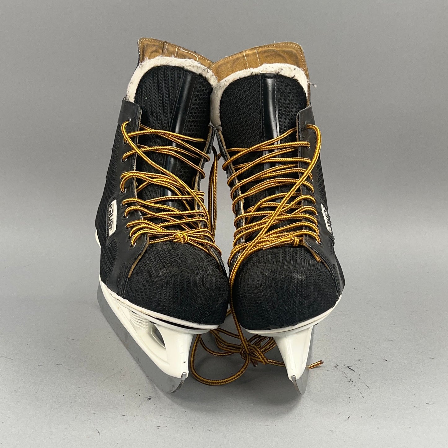 Bauer Black Panther Size 9Y Vintage Ice Skates