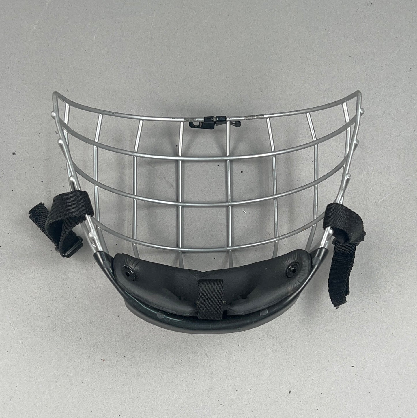 CCM FL40 M Junior Medium Hockey Cage