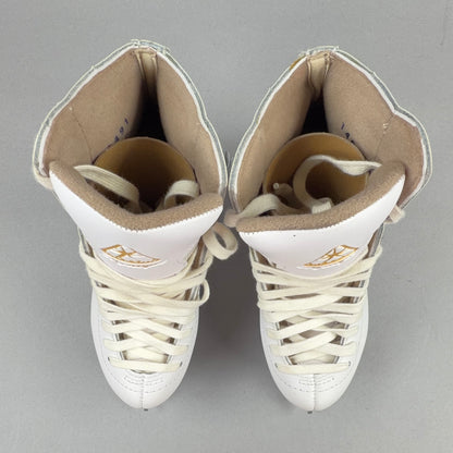 Jackson Mystique Size 2 Ice Skates