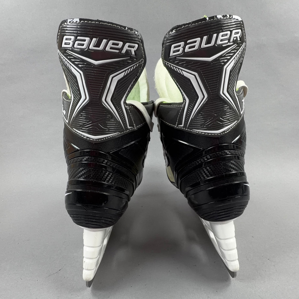 Bauer XLS Size 8.5 Senior Hockey Skates