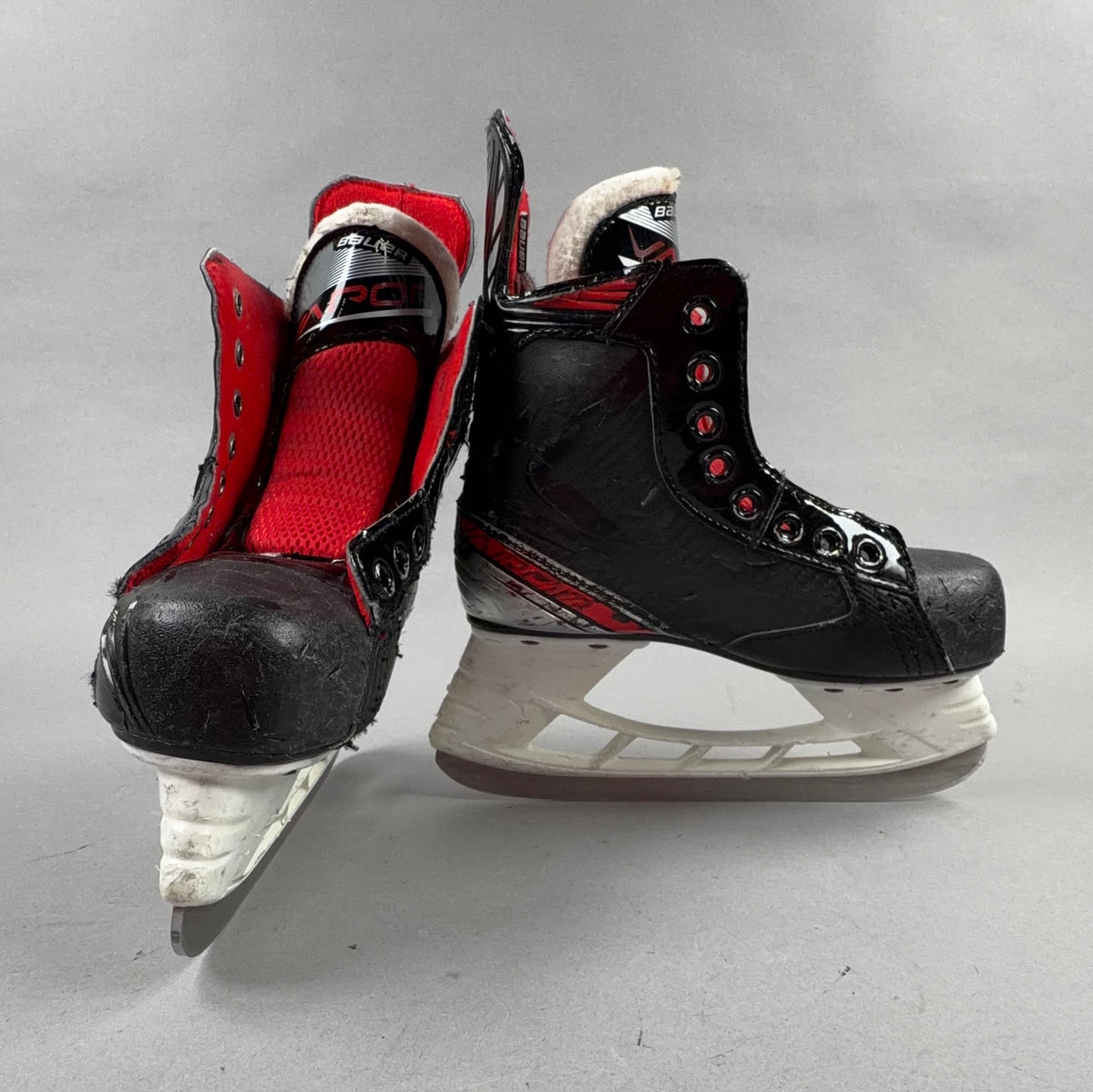 Bauer Vapor X2.5 Size 1R Junior Hockey Skates