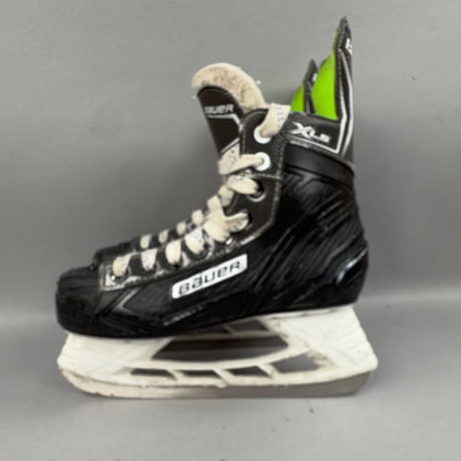 Bauer XLS Size 6.5 Intermediate Hockey Skates