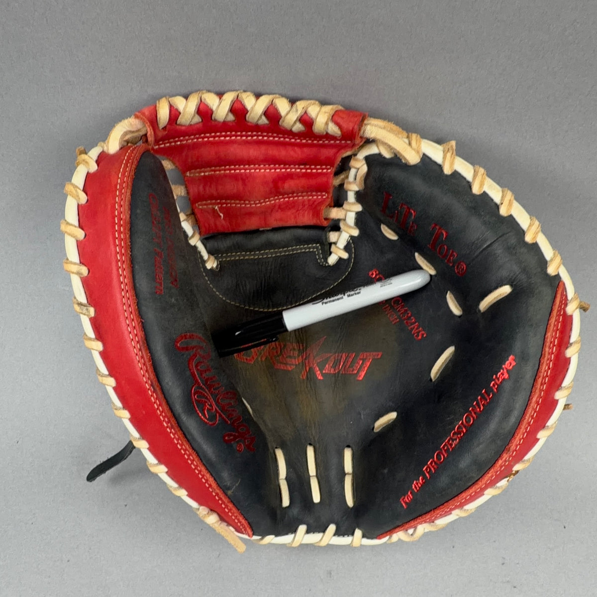 Rawlings Breakout 32" Right Hand Thrower Catchers Mitt