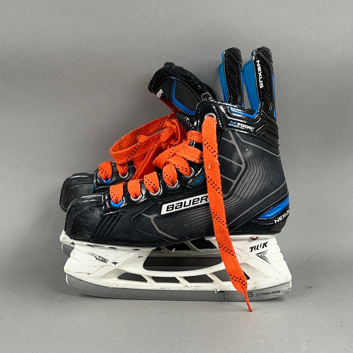 Bauer Nexus N7000 Size 3.5 Junior Hockey Skates