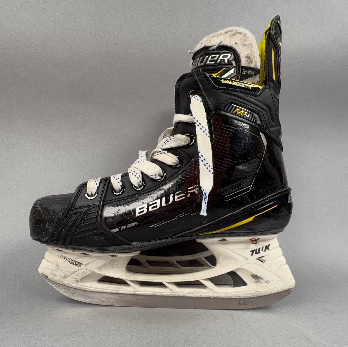 Bauer Supreme M4 Size 4.5 Intermediate Hockey Skates