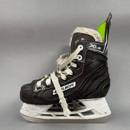 Bauer XLS Size 2 Junior Hockey Skates