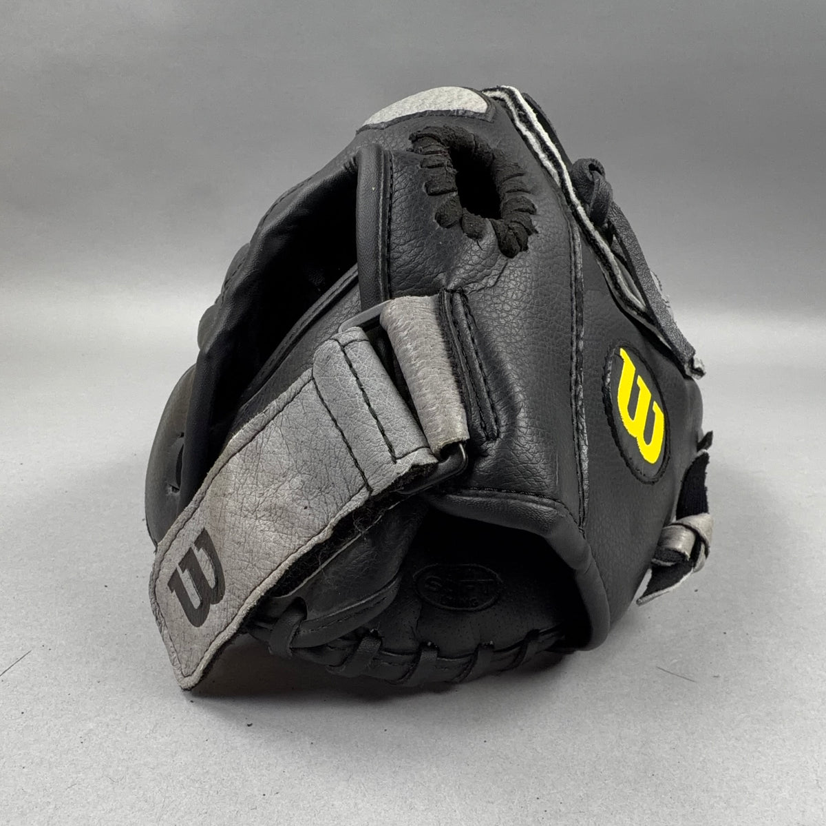 Wilson A360 13" Right Hand Thrower Baseball Glove
