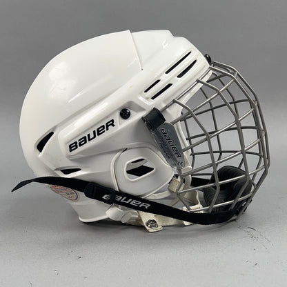 Bauer BHH2100 Medium 6 3/4" to 7 3/8" Senior Hockey Helmet