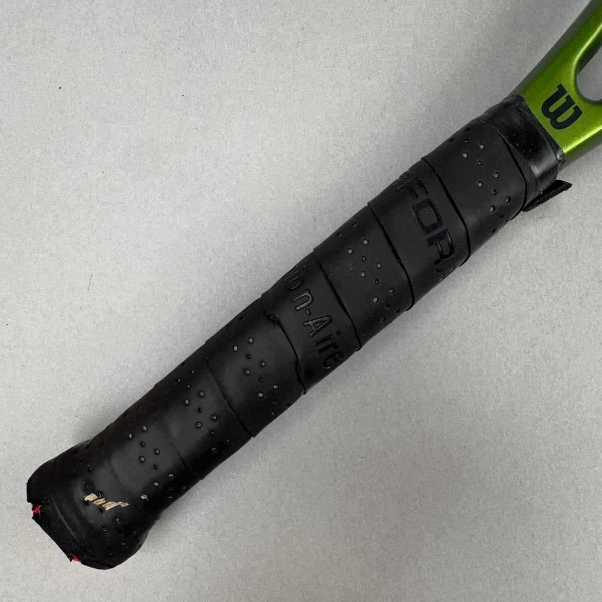 Wilson Blade Jr Tennis Racquet 4 1/2" Grip & 100in² Head Size