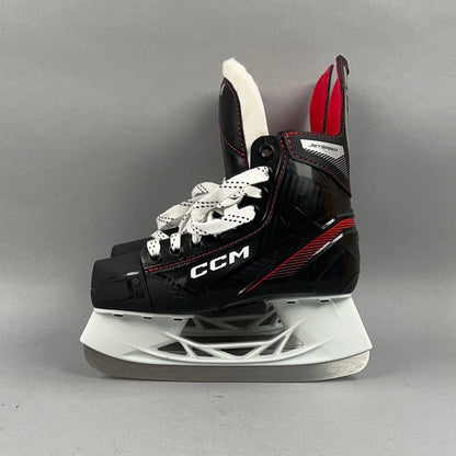 CCM Jetspeed FT455 Size 2 Junior Hockey Skates