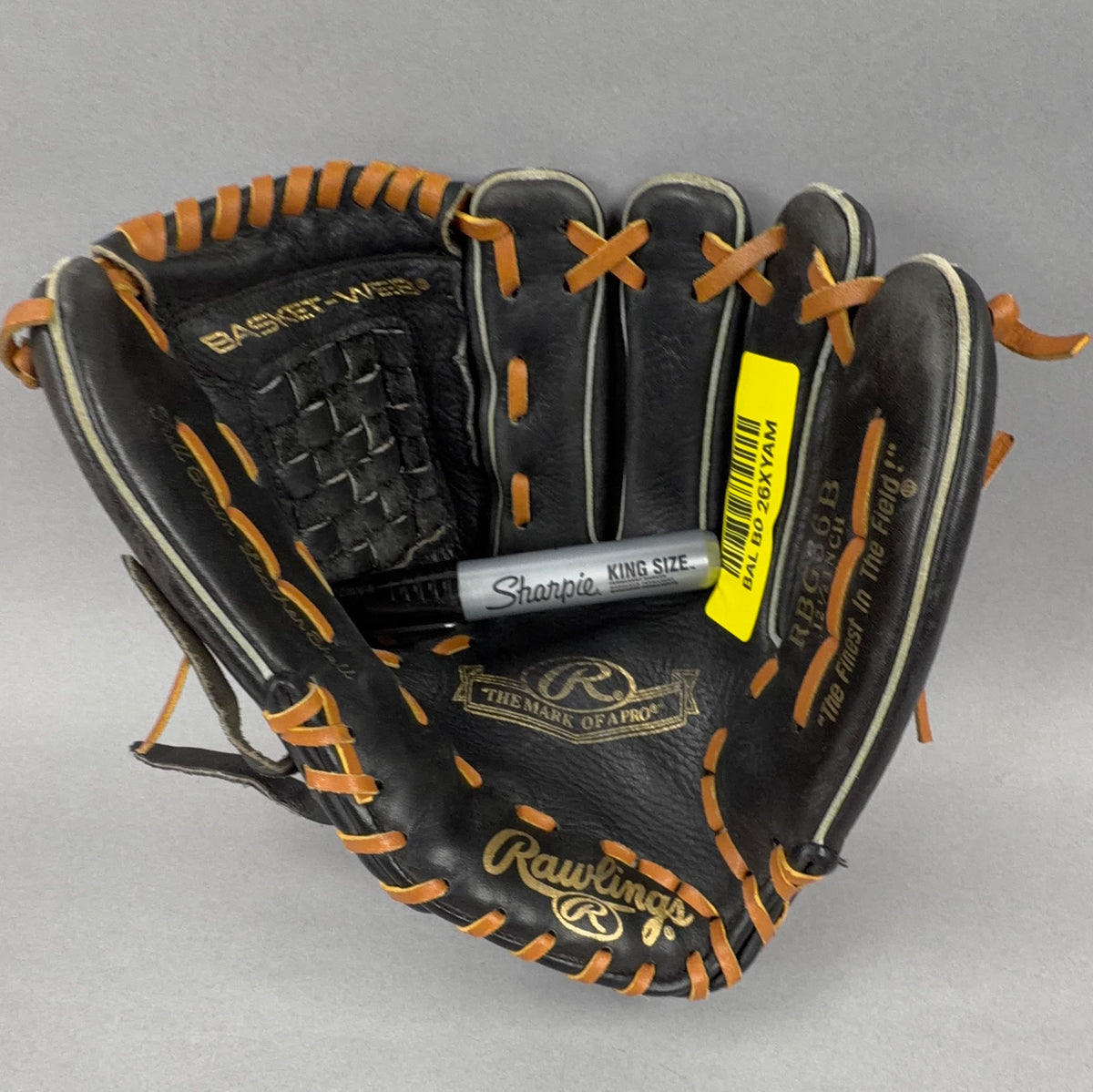 Rawlings RBG36B 12.5" Right Hand Thrower