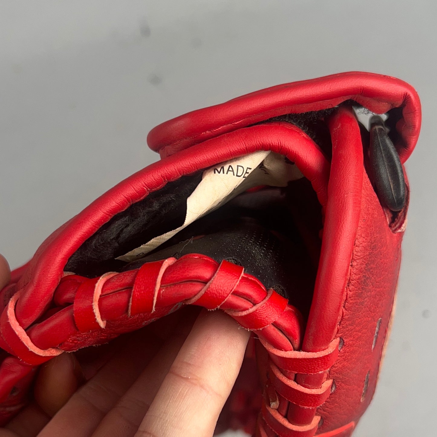 Rawlings H105S 10.5" Right Hand Thrower Baseball Glove