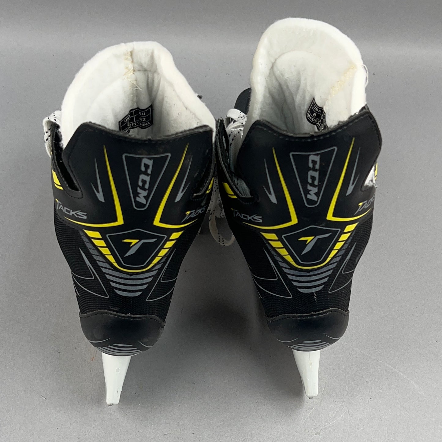 CCM Tacks 1092 Size 8 Senior Hockey Skates