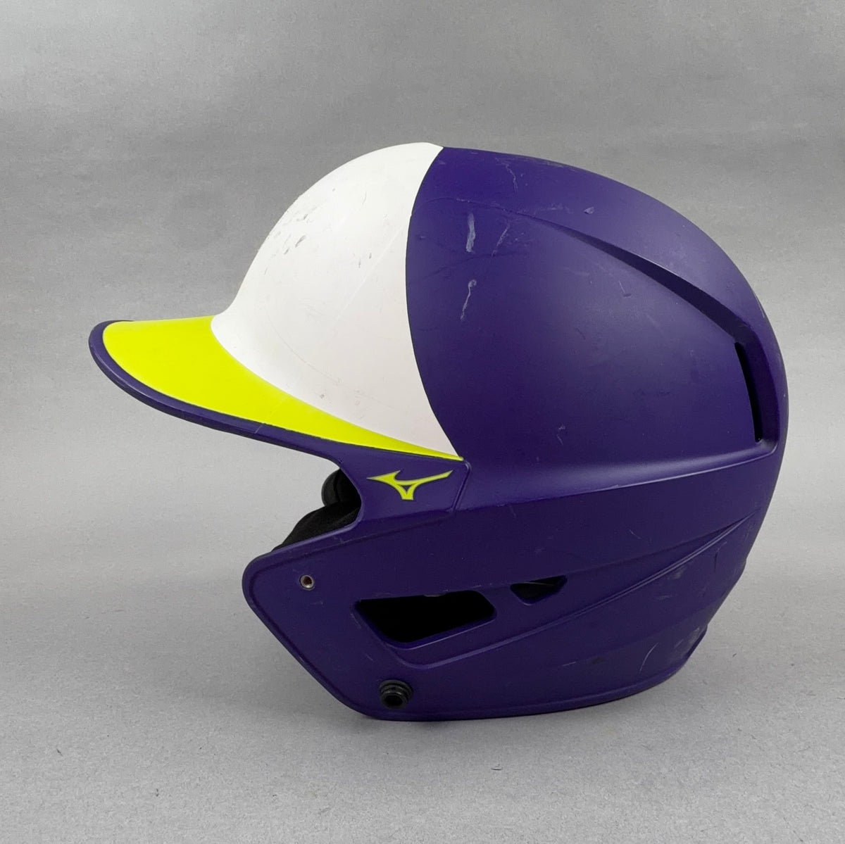 Mizuno Volts 6 3/4" to 7 3/8" Senior Baseball Batting Helmet
