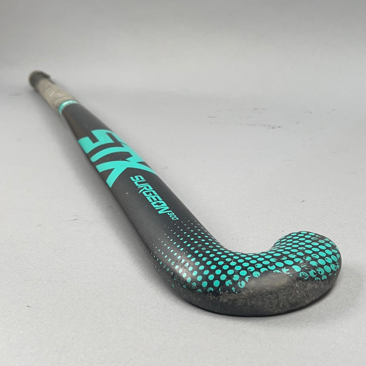 STX Surgeon 300 35" Field Hockey Stick