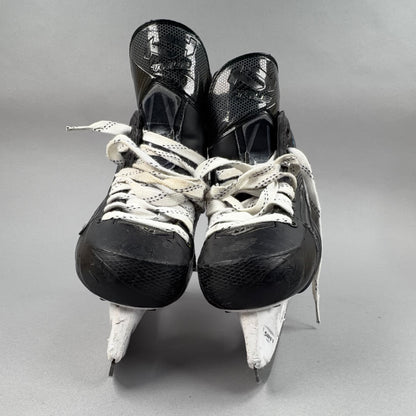 True SVH Custom Size 6.5 Intermediate Hockey Skates