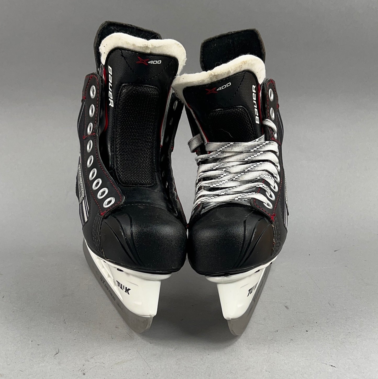 Bauer Vapor X200 Size 2 Junior Hockey Skates