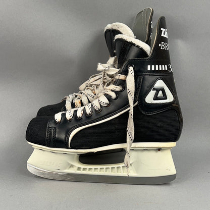 Daoust Bronze 333 Size 6 Vintage Intermediate Hockey Skates