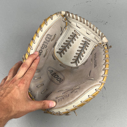 Wilson A2000 SuperSkin FPCM 34 Fastpitch Softball Catchers Glove 34" Right Hand Thrower Softball Glove