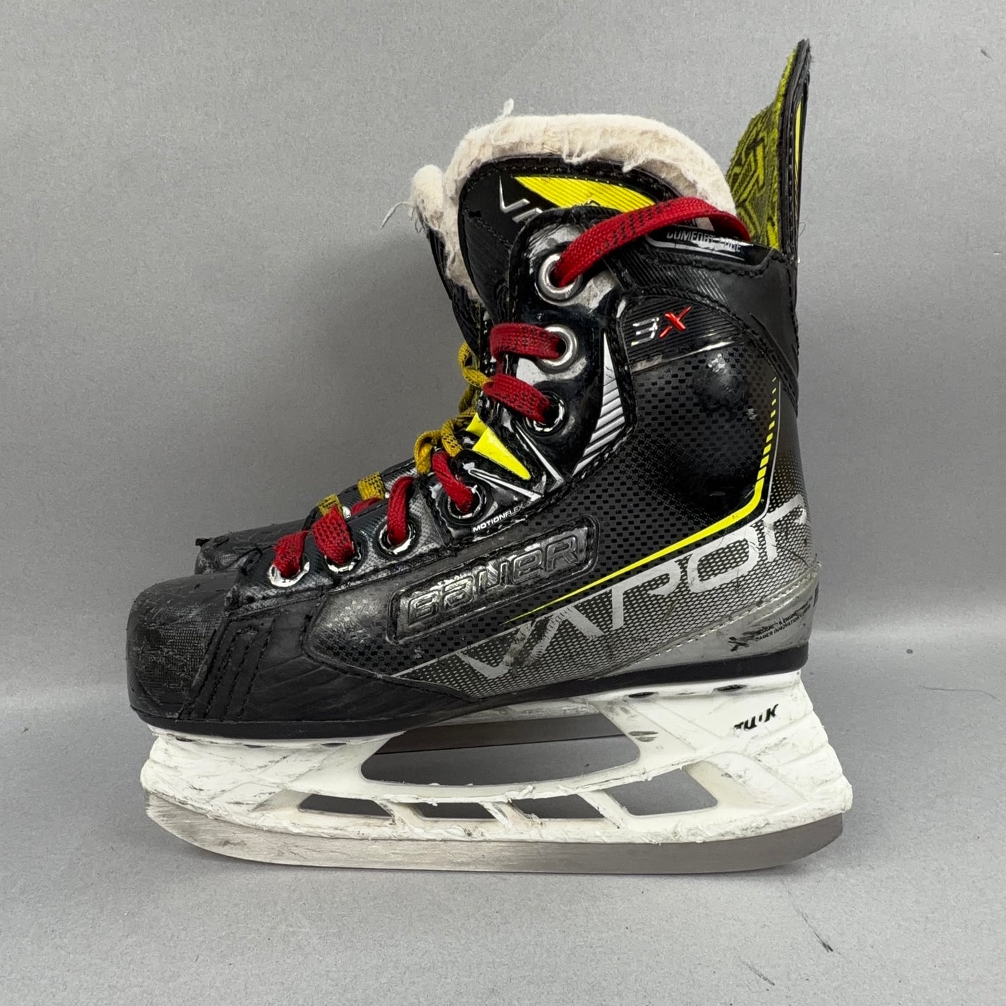 Bauer Vapor 3X Size 13Y Youth Hockey Skates