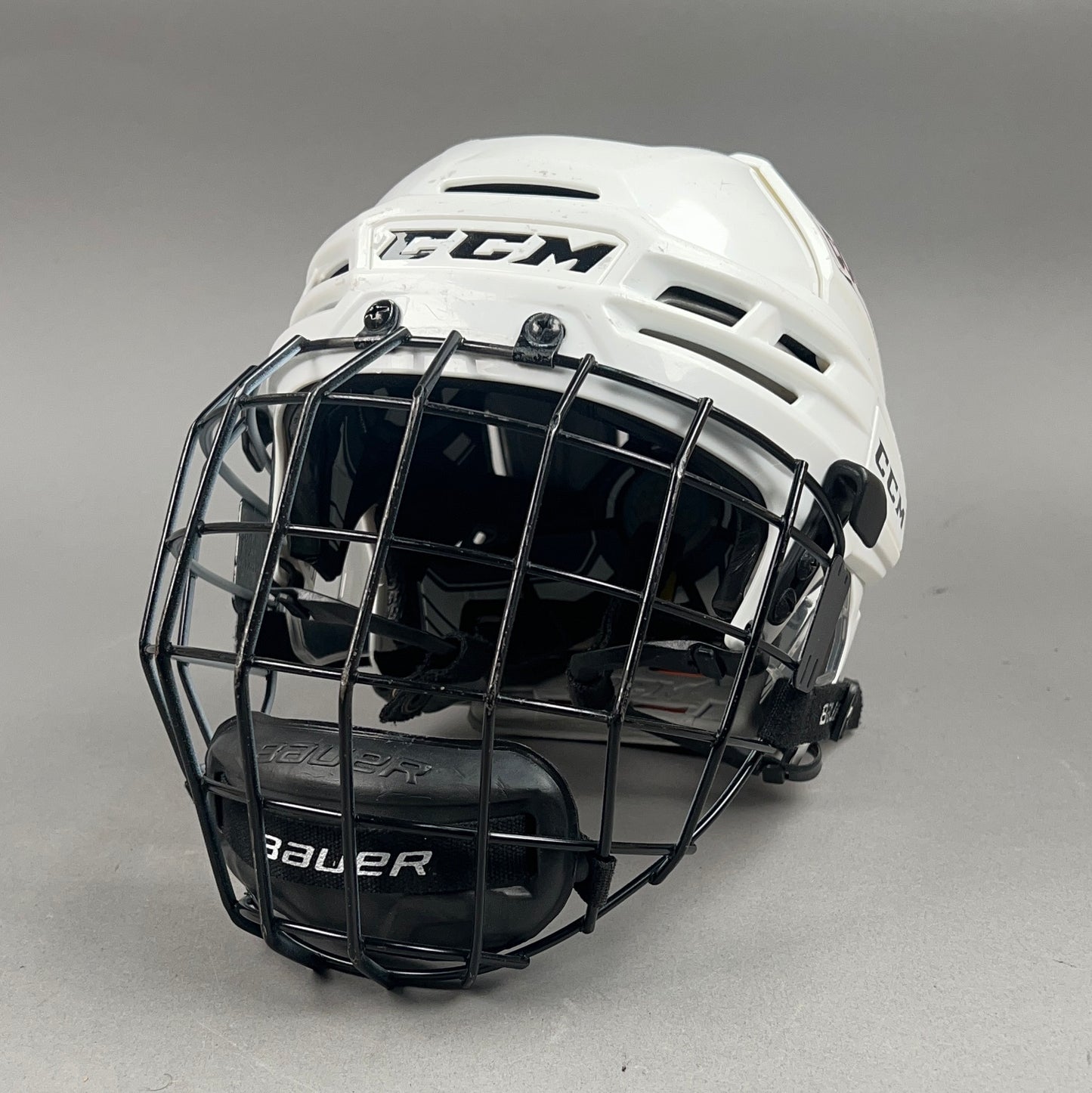 CCM Tacks 910 S Small 6 1/2" to 7 1/8" Junior Hockey Helmet