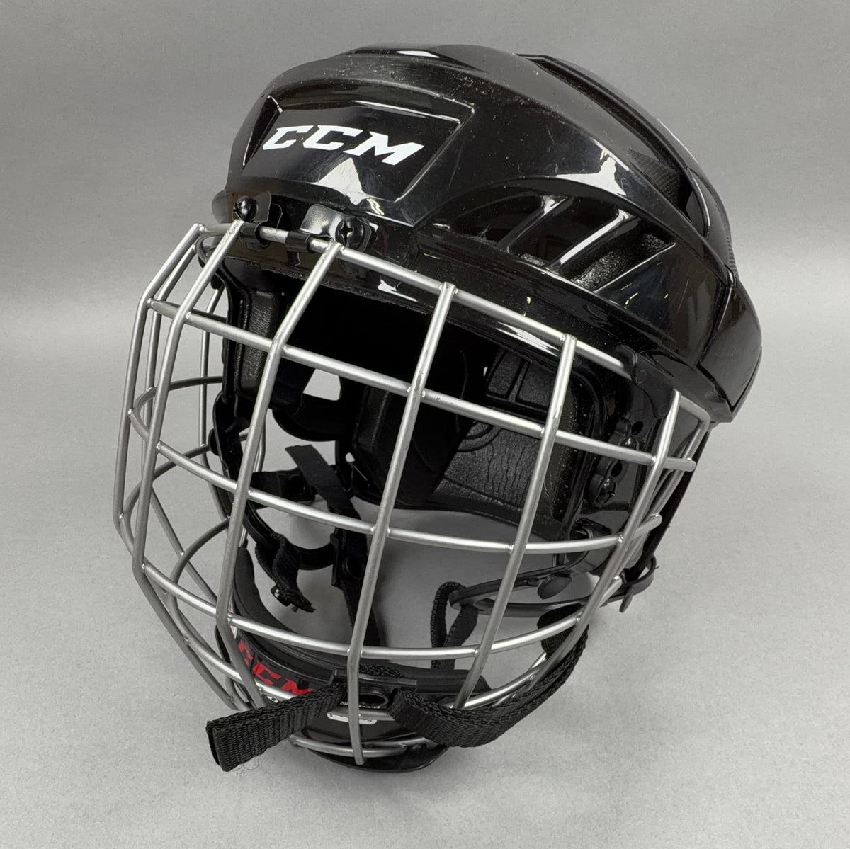 CCM FL40 Medium 6 7/8" to 7 3/8" Hockey Helmet