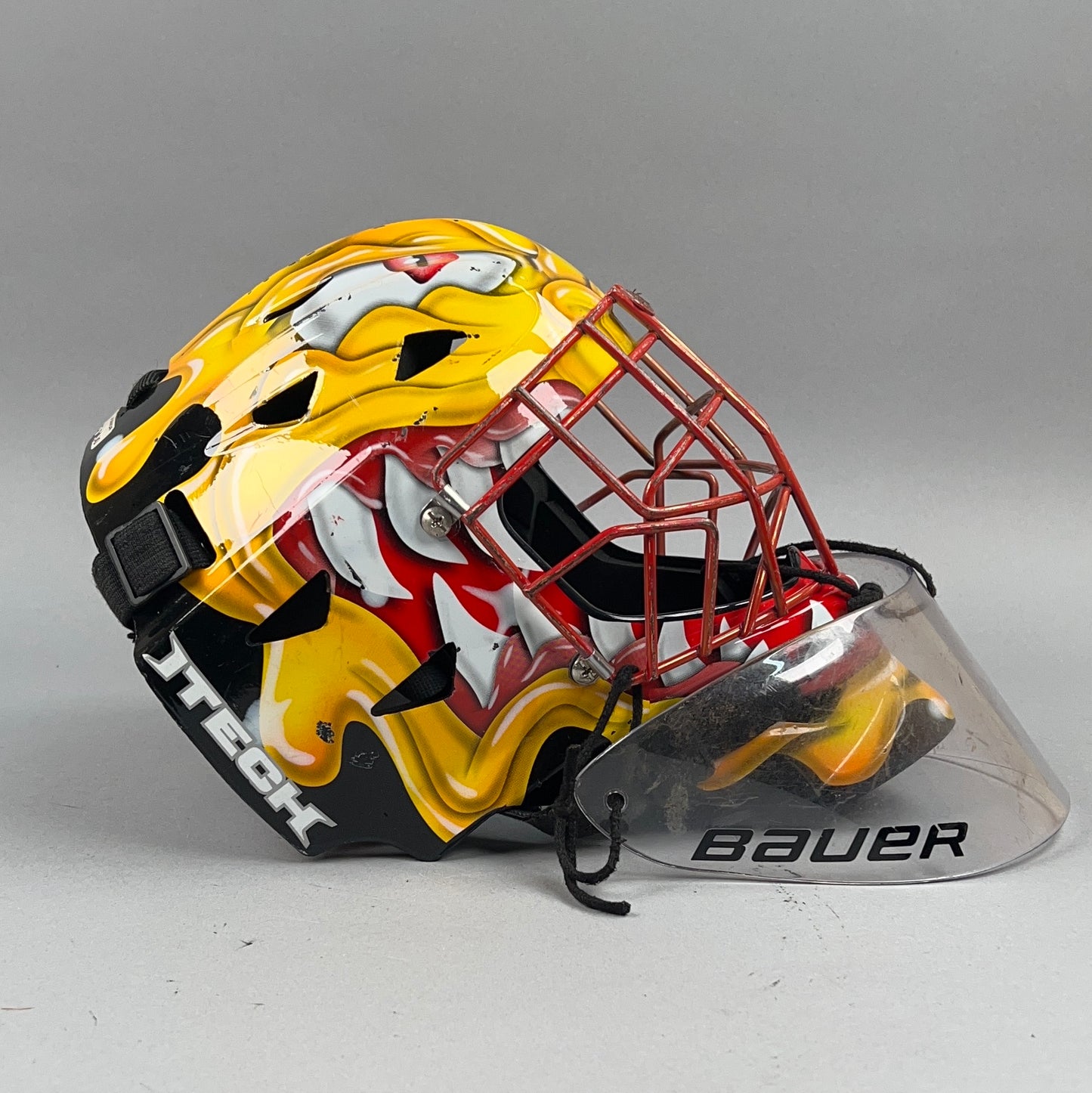 Itech Profile 1000 OSFM Adjustable Junior Vintage Hockey Goalie Helmet