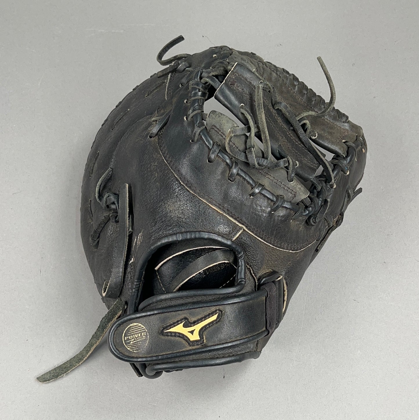Mizuno GXF 102 Dakota 12" Right Hand Thrower First Baseman's Glove