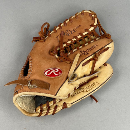 Rawlings CGE1275 12.75" Right Hand Thrower Baseball Glove