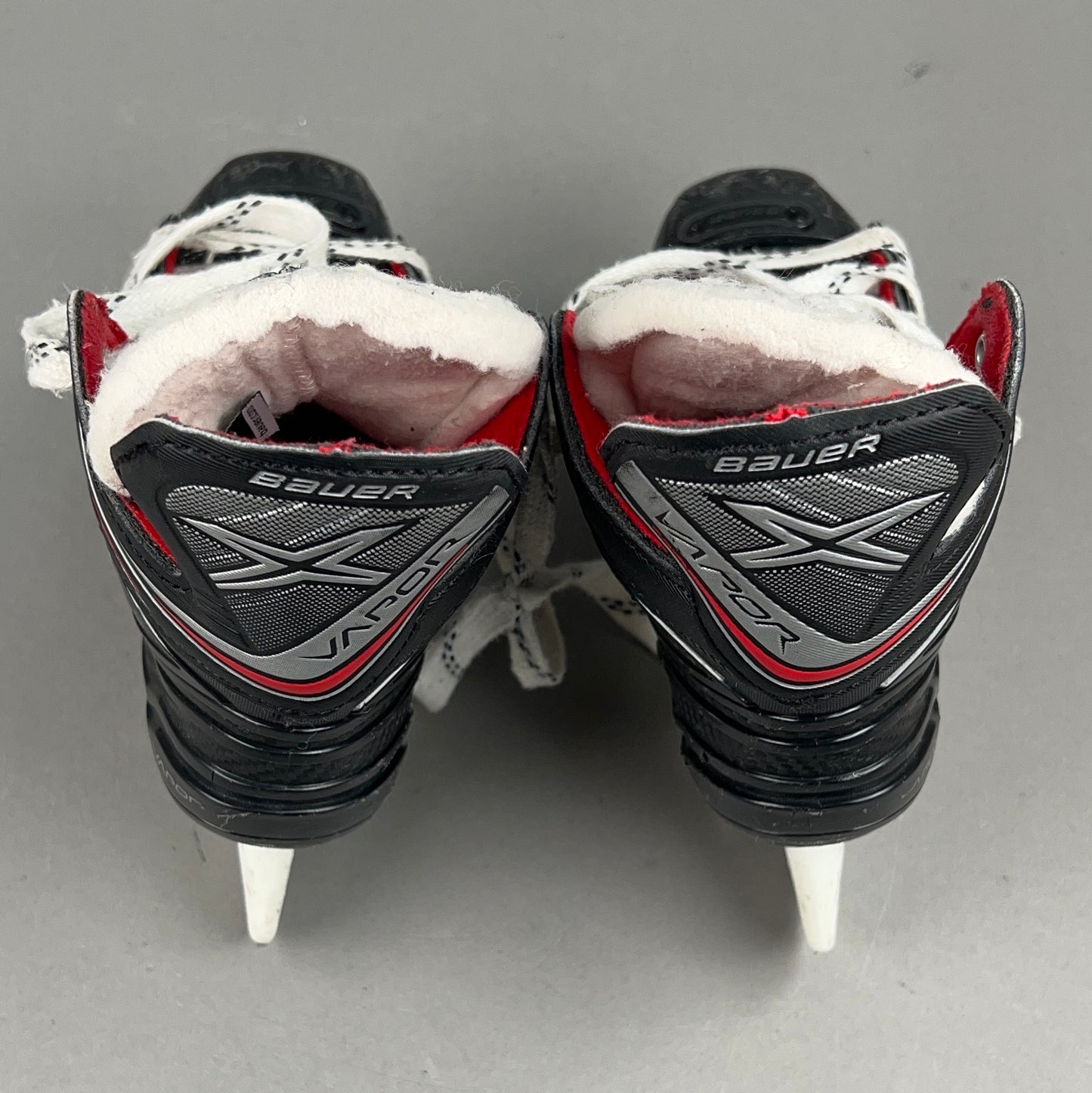 Bauer Vapor X300 Size 13Y Youth Hockey Skates