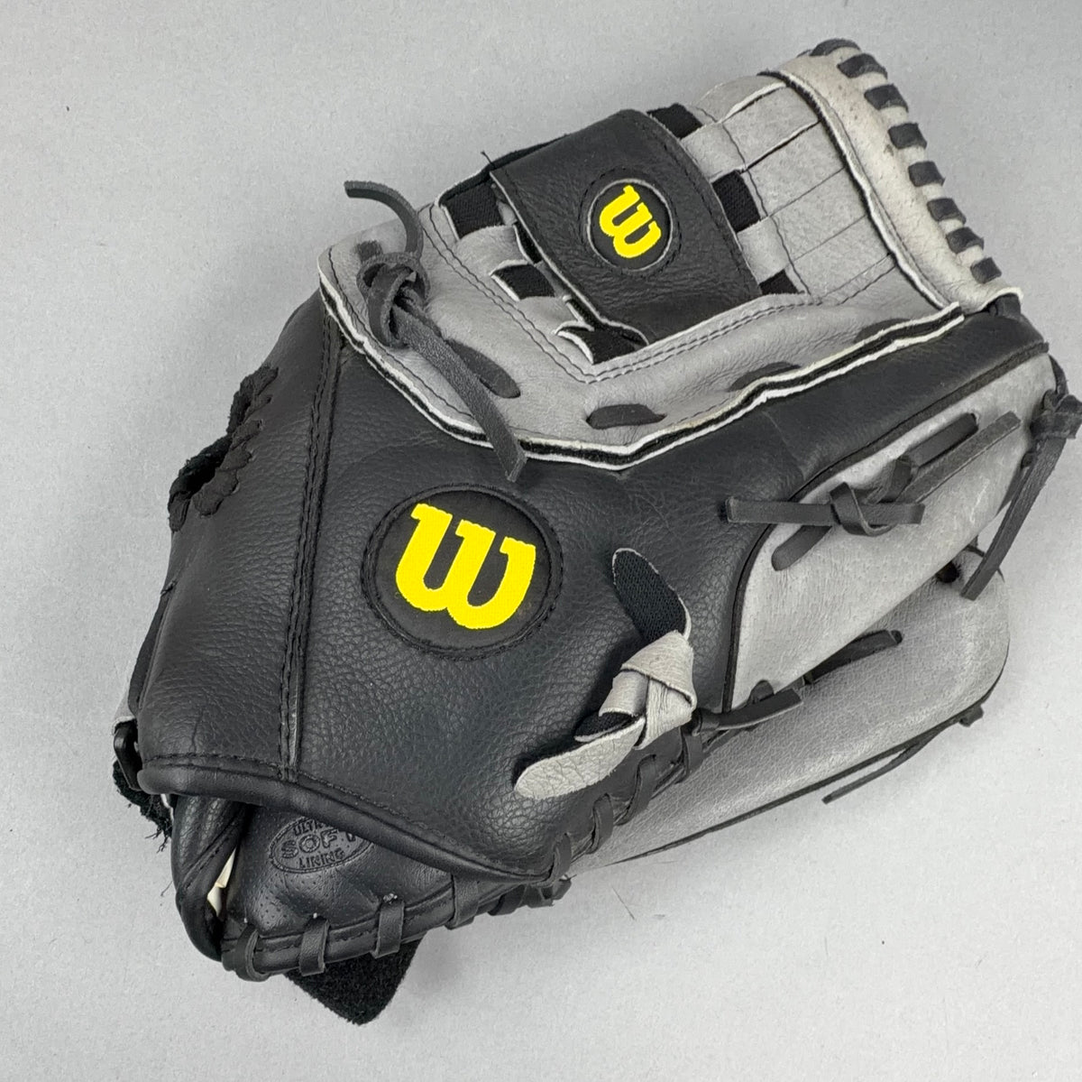 Wilson A360 13" Right Hand Thrower Baseball Glove