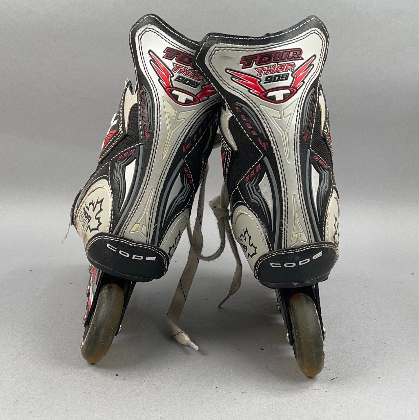 Tour CDN Thor 909 Size 8 Inline Skates