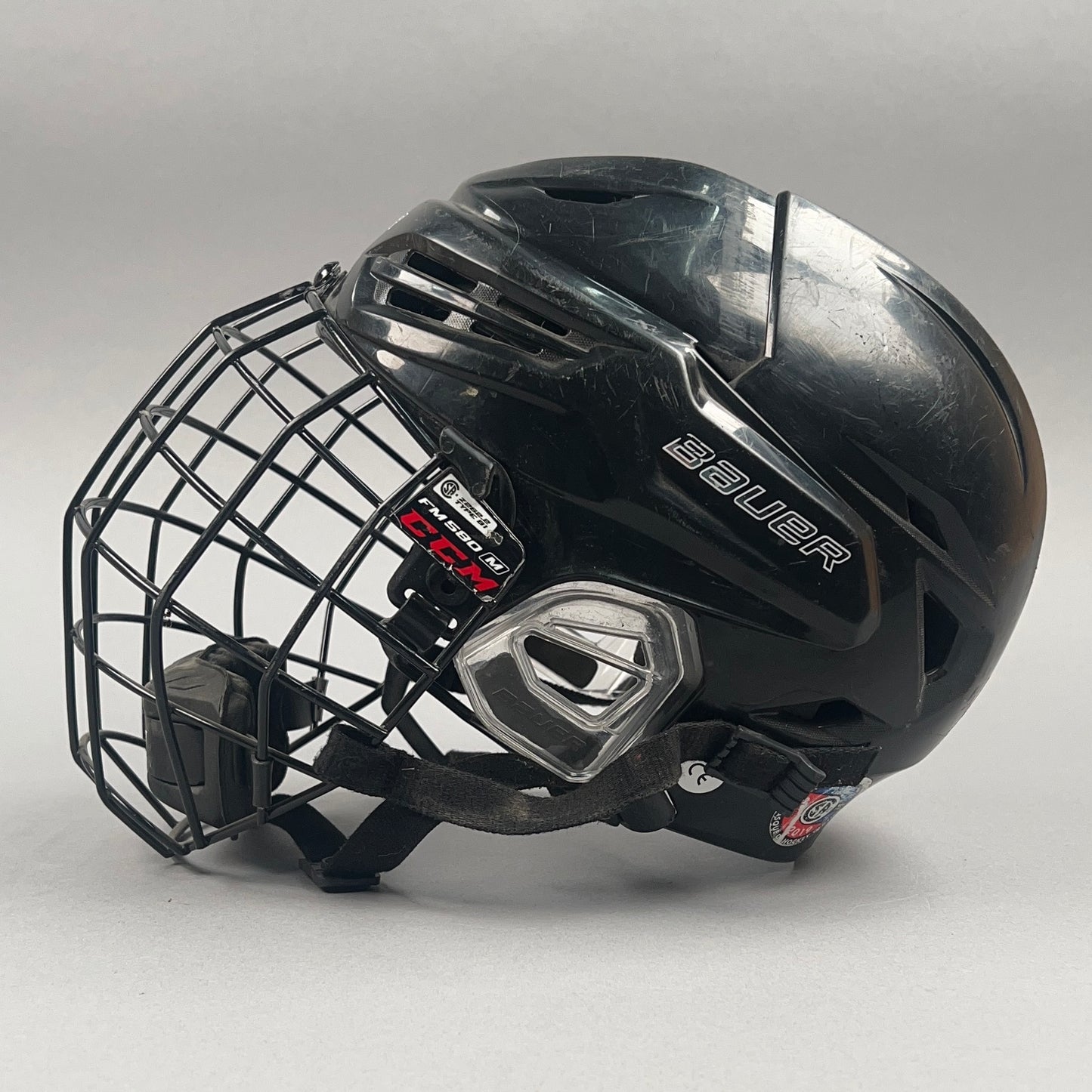 Bauer Re-Akt 95 Medium 6 7/8" to 7 3/8" Senior Hockey Helmet