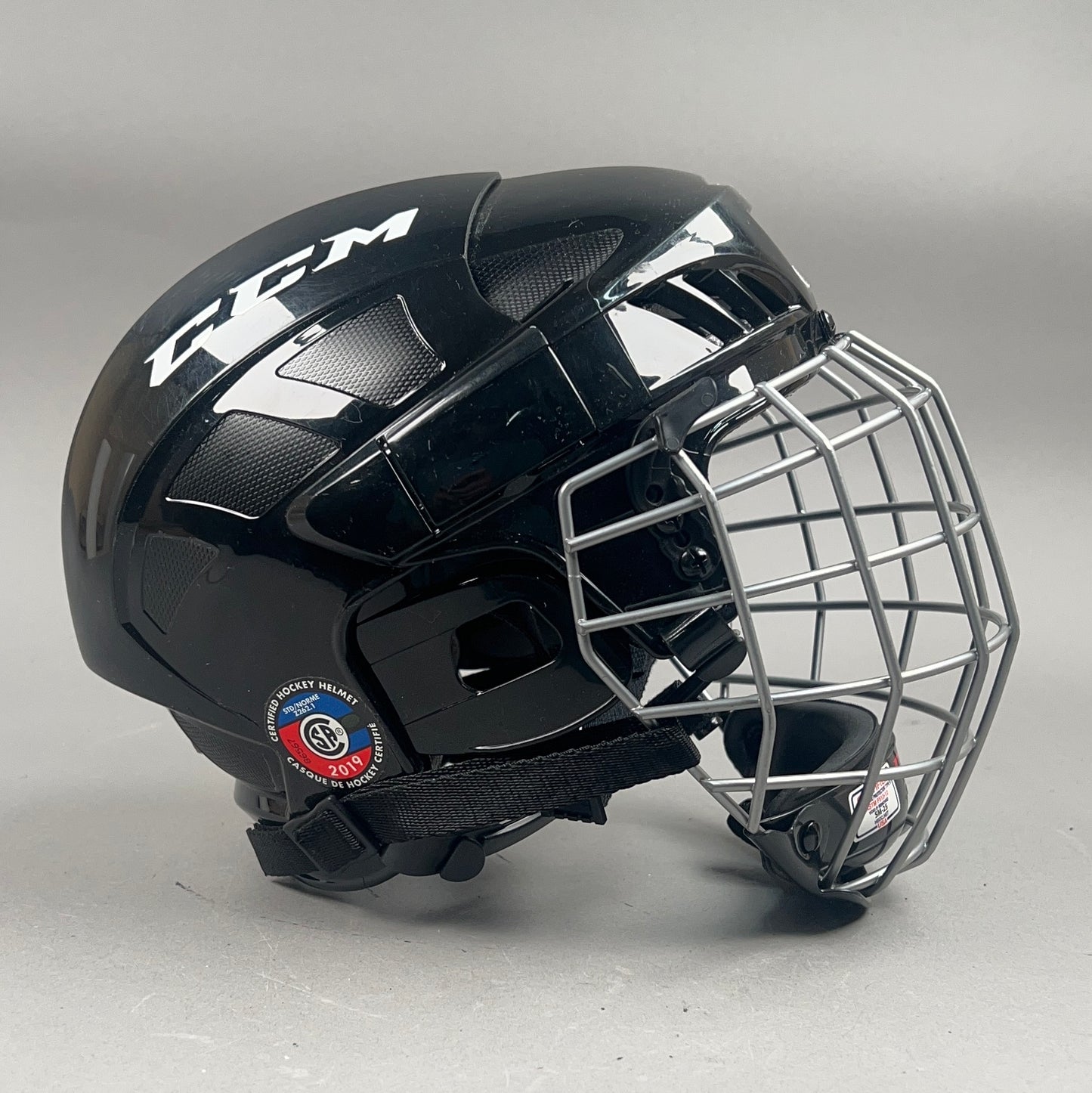 CCM FL40 S 6 3/8" to 7" Junior Hockey Helmet — view 4