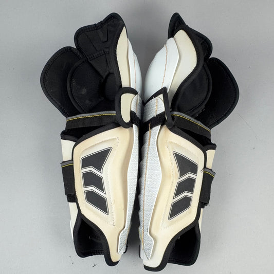 CCM Tacks 4052 Intermediate 13" Hockey Shin Guards