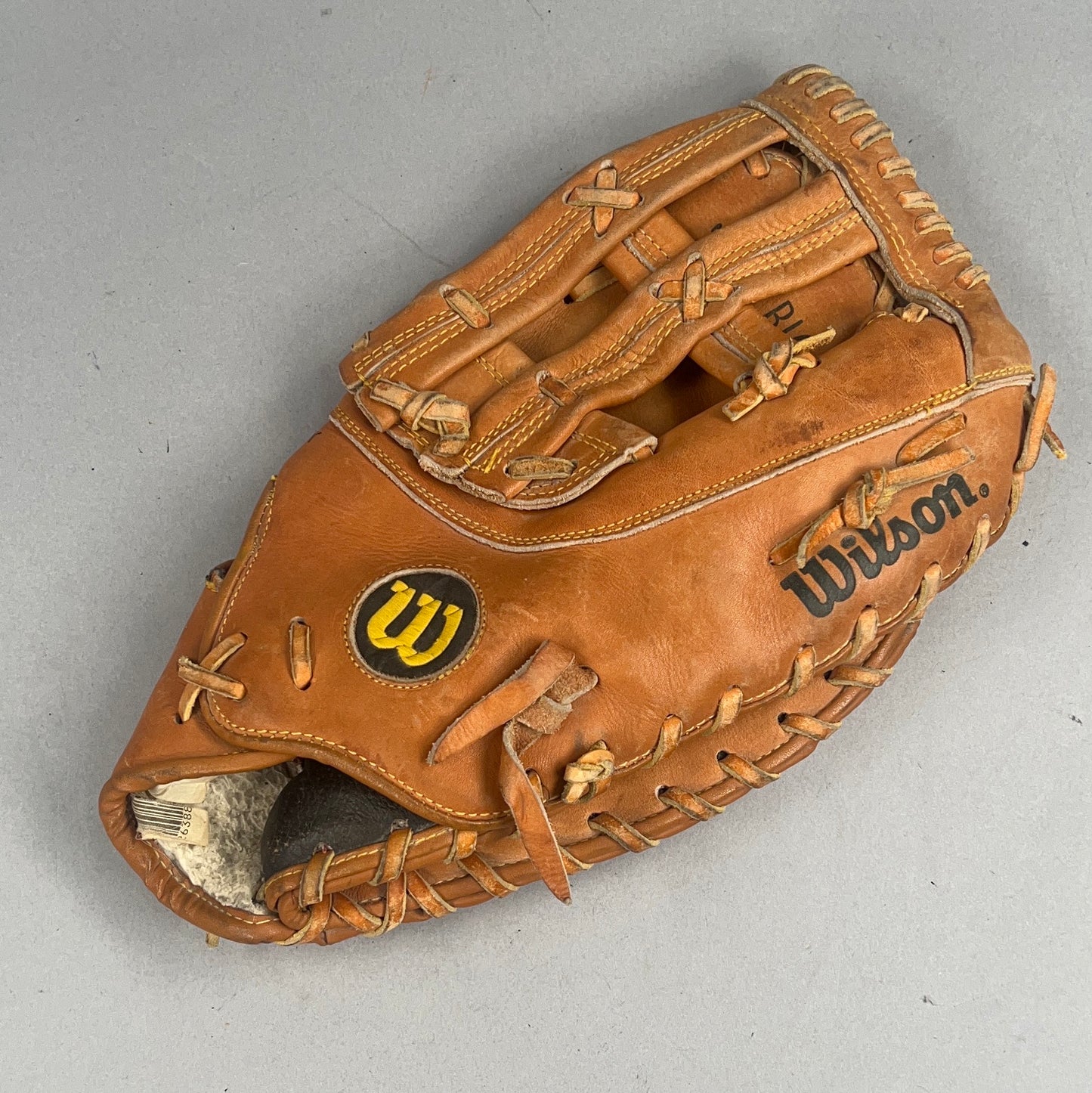 Wilson Elite Series A1690 13" Right Hand Thrower First Baseman's Glove