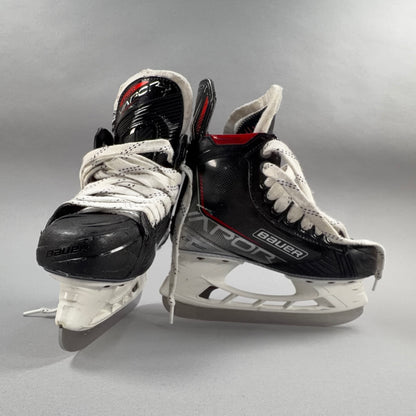 Bauer Vapor 3X Size 4.5 Intermediate Hockey Skates